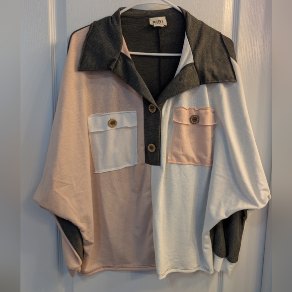 NWOT BiBi Color Block Quarter Neck Short Dolan Sleeve Top Sz L - Picture 2 of 6